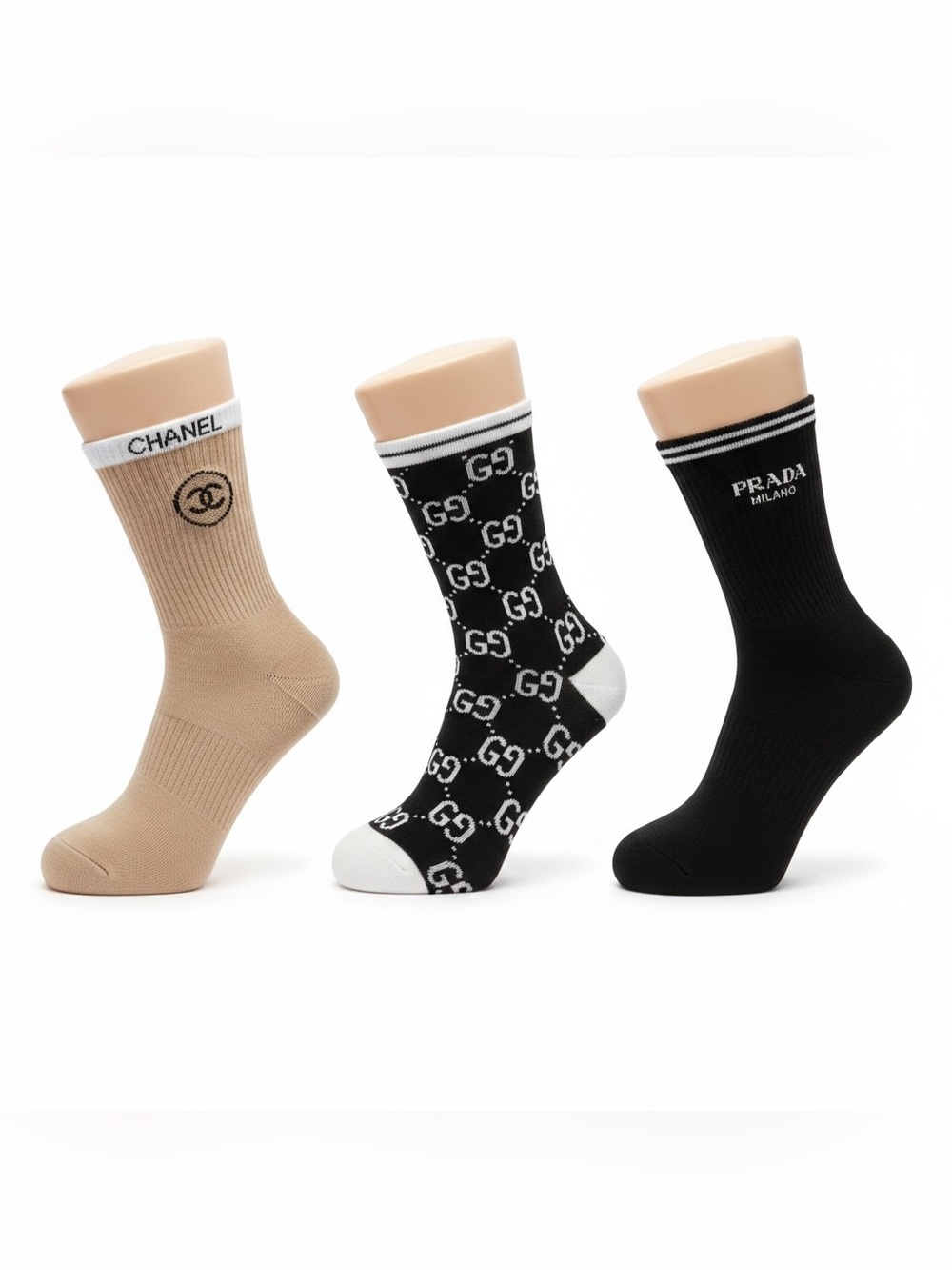 Luxury 3 pairs Logo Crew Socks Black & Beige small - medium new